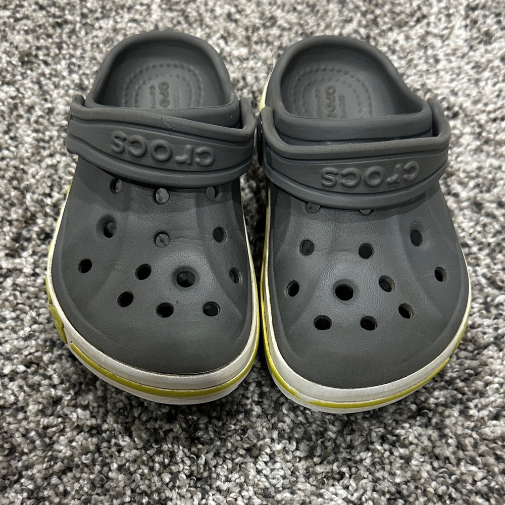 CROCS Kids' Dark Gray and Yellow Clogs